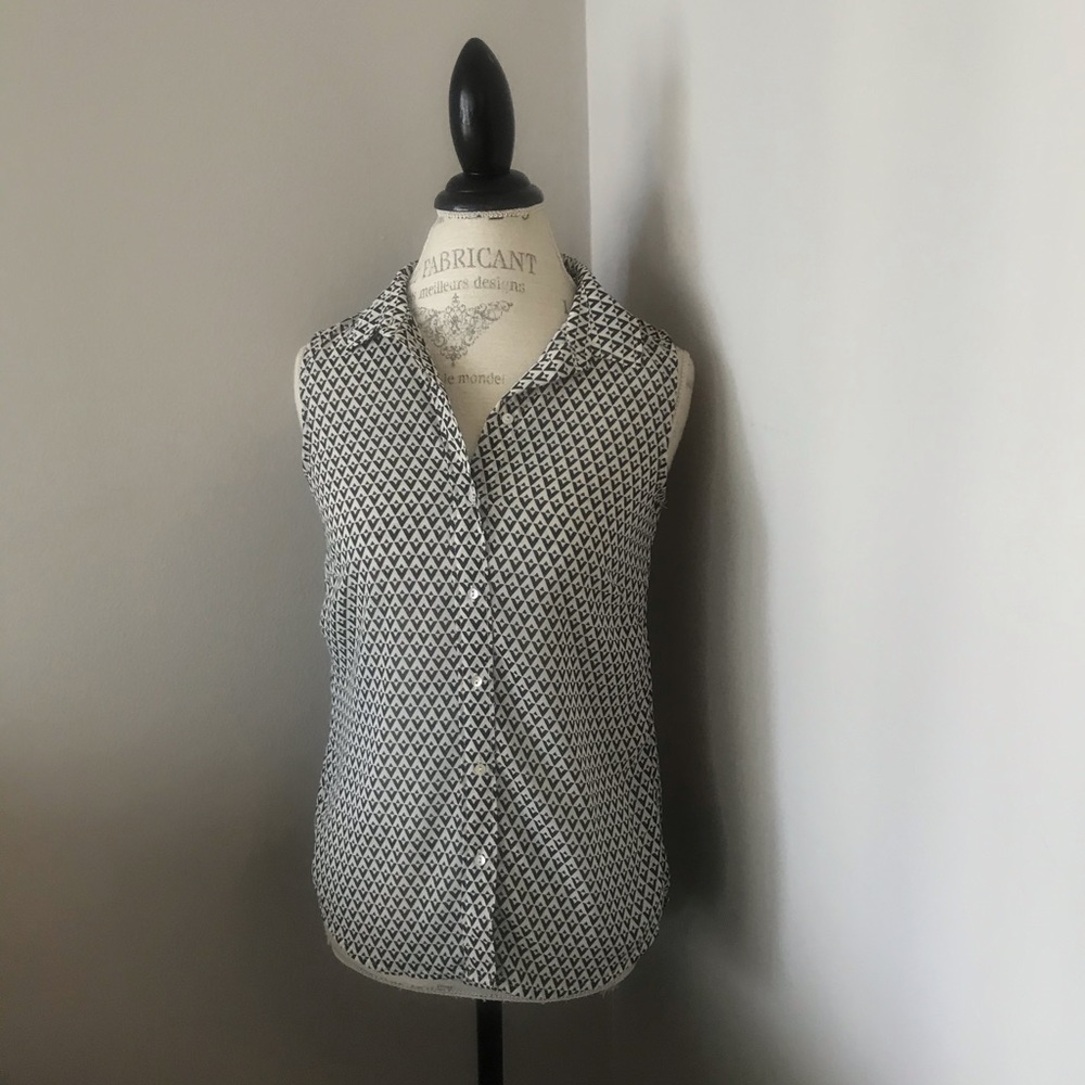 H&M Button Down Geometric Print Blouse Sz 4